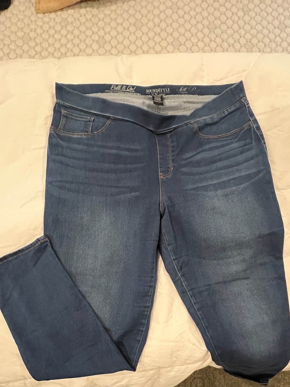 Soundstyle Women’s Mid-Blue Stretch Jeggings